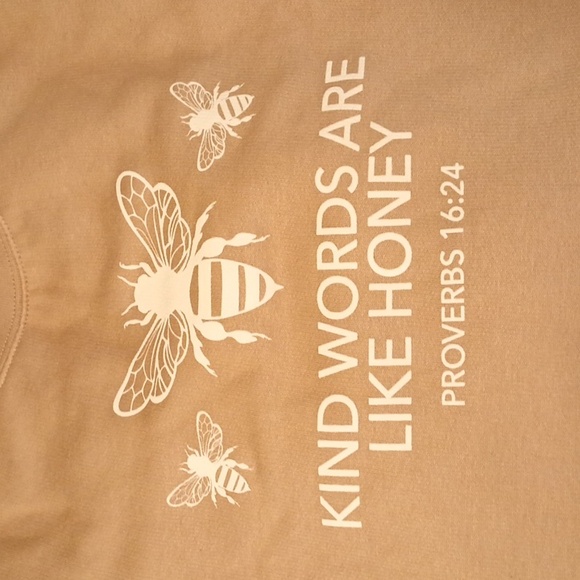 Women's sweatshirt XL NWOT LOVE IN Faith - Picture 2 of 5